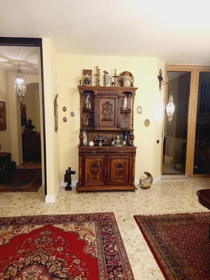 Confortevole Μπάρι Εξωτερικό φωτογραφία